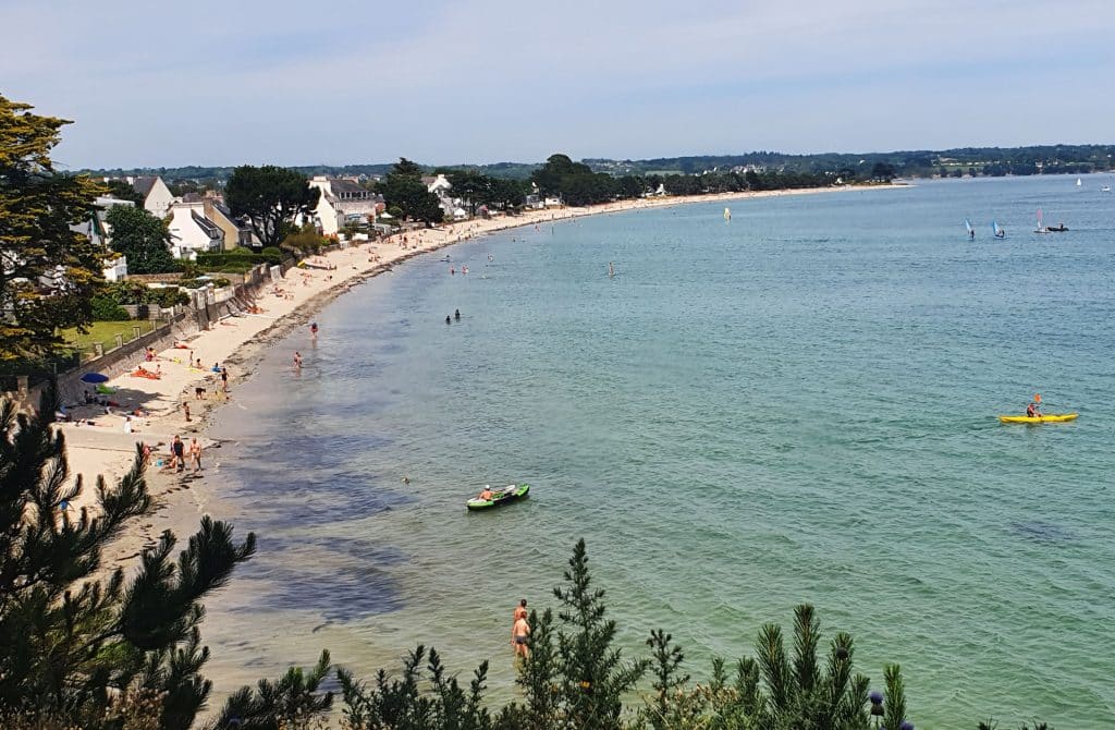 Plage du Cap Coz - Proche camping Kersentic