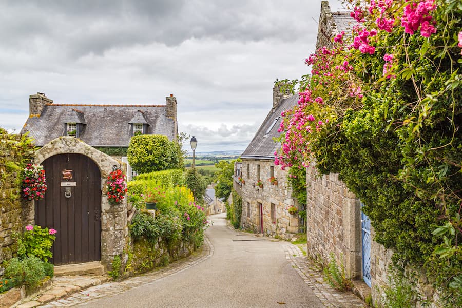 Locronan dans le Finistere sud - Camping Finistere sud Kersentic